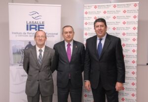 o Manuel Vilches, director del Hospital NISA